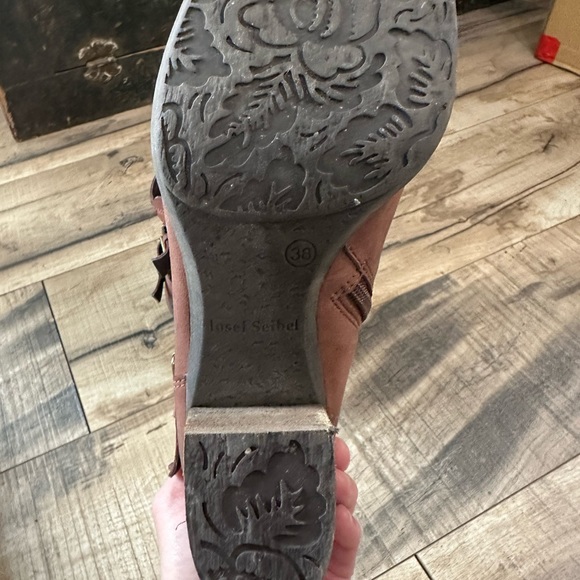 Josef Seibel Britney Bria Brown Bootie Ankle Boot size 7.5 - Picture 7 of 16